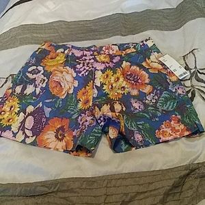 Flowery shorts